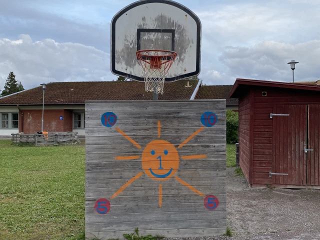 SVÄRDSJÖ Basketball Court