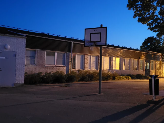 Profile of the basketball court Östra Grundskolan Small Court, Skogås, Sweden