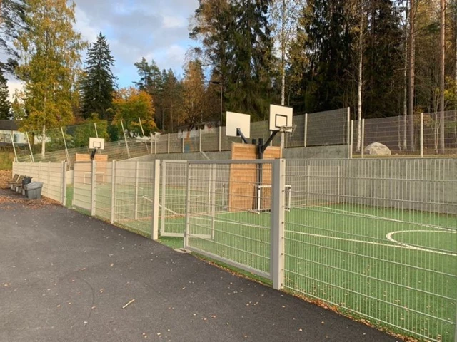 Profile of the basketball court Kangasvuori School Court, Jyväskylä, Finland