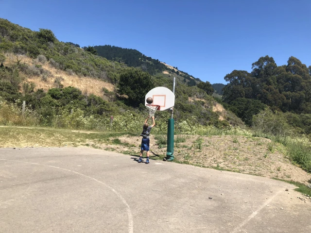 Stinson Beach School - Basketball Court