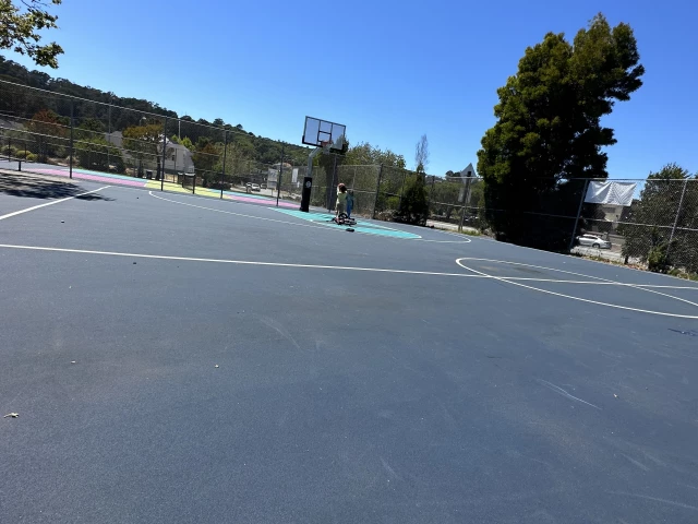 Profile of the basketball court Marin City Hoop, Sausalito, CA, United States