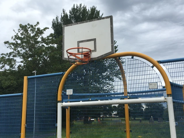 Profile of the basketball court Pentre Mawr Park, Abergele, United Kingdom