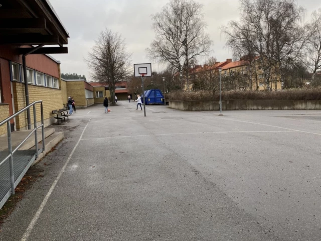 Basketball Court Bergtorpsskolan in Täby