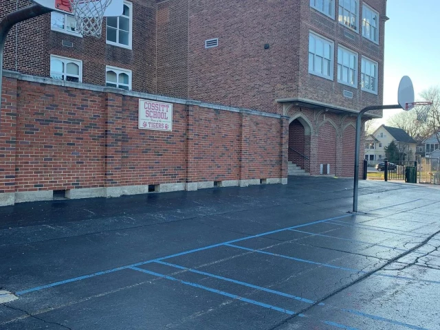 Profile of the basketball court Cossitt Ave Elementary School, La Grange, IL, United States