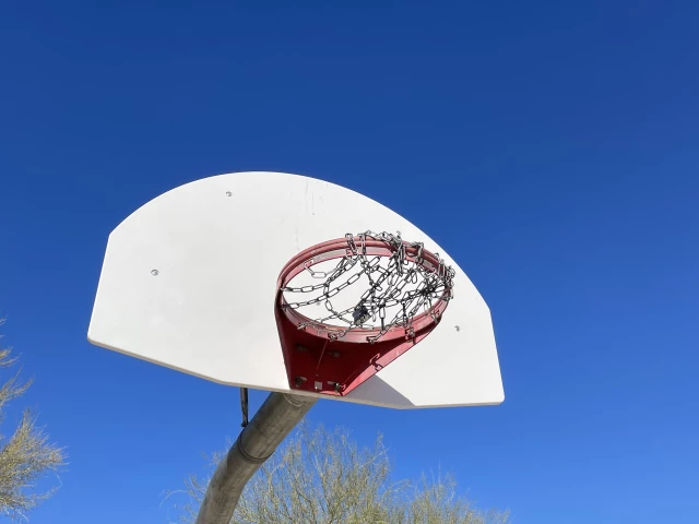 Profile of the basketball court Dove Valley Park, Cave Creek, AZ, United States