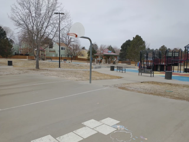 Profile of the basketball court Sunburst Park Hoop, Aurora, CO, United States