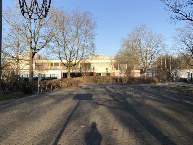 Profile of the basketball court Felix-Nussbaum Schule, Osnabrück, Germany