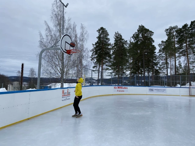 Basketball Court in Fränsta