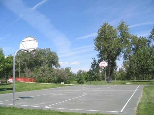 Profile of the basketball court DeKoevend Park, Arapahoe, CO, United States