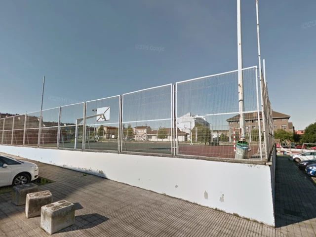 Profile of the basketball court Pista Tremañes, Gijón, Spain