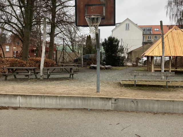 Profile of the basketball court Ordrup skole, Charlottenlund, Denmark