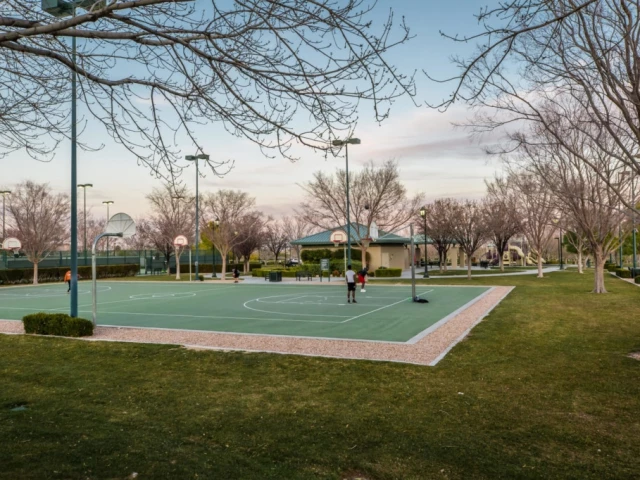 Profile of the basketball court Gardens Park, Las Vegas, NV, United States