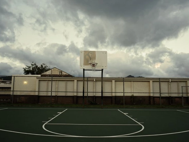 Profile of the basketball court Kalakaua District Park, Honolulu, HI, United States