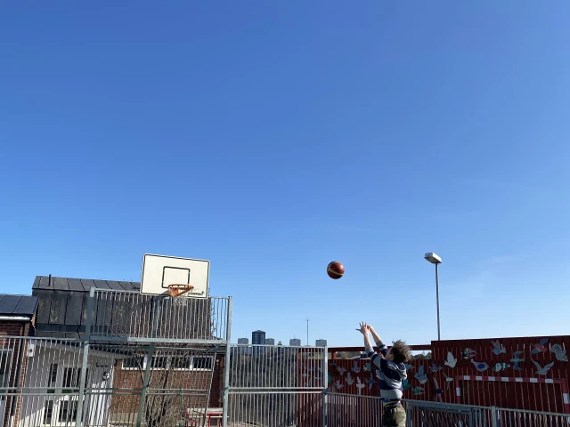 Basketball Court Gröndalskolan