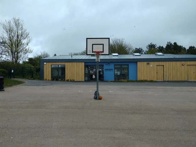 Profile of the basketball court Fishermoss Primary School Court, Portlethen, United Kingdom