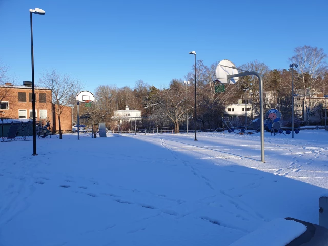 Profile of the basketball court Södra Ängby skola, Bromma, Sweden