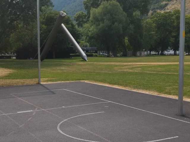 Profile of the basketball court Ron’s Basketball Court, Biel, Switzerland