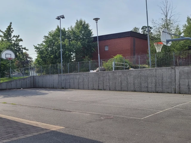 Profile of the basketball court Smedhagen, Hässelby, Sweden