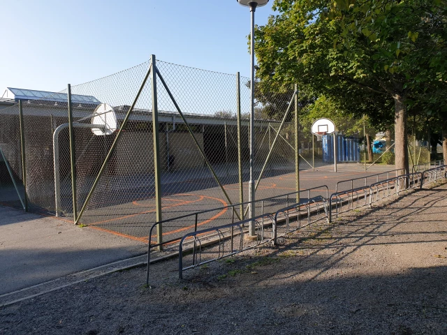 Profile of the basketball court Kista grundskola F3, Kista, Sweden