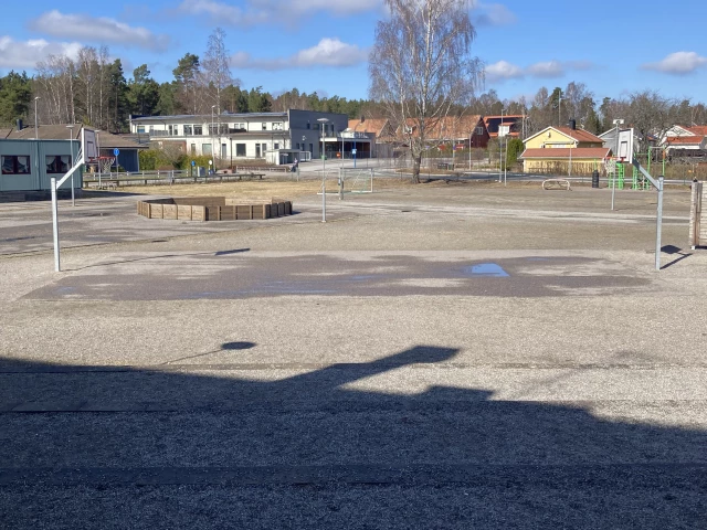 Profile of the basketball court Lillhagaskolan, Nykvarn, Sweden
