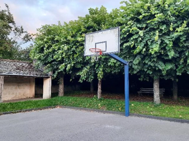 Profile of the basketball court Court de Chelles, Chelles, France