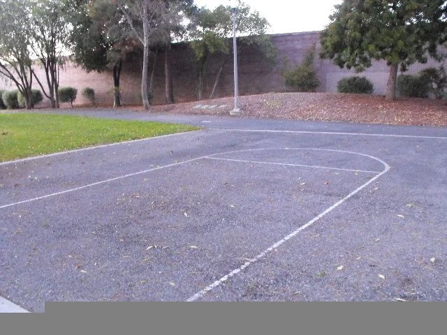 Profile of the basketball court Somerset Square Park, Cupertino, CA, United States