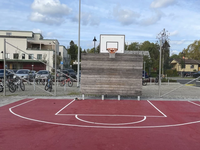 Profile of the basketball court Fornuddensparken, Tyresö, Sweden
