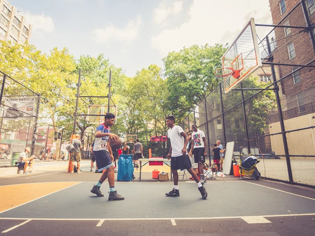 West 4th - The Cage Basketball Court