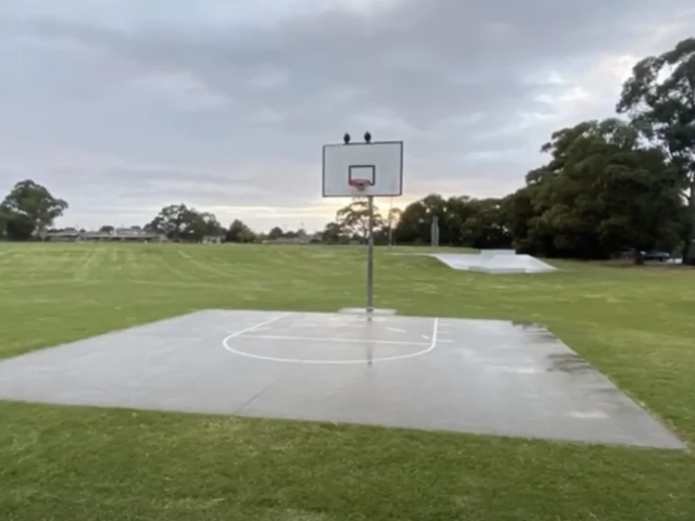 Profile of the basketball court Namatjira Park Half Court, Clayton South, Australia