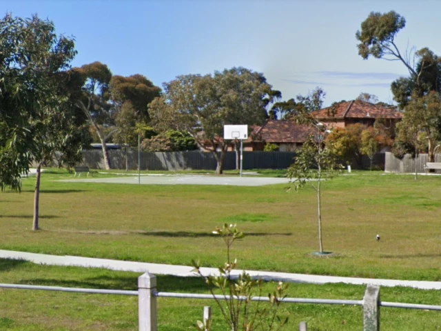 Profile of the basketball court Carlsson Reserve, Altona Meadows, Australia