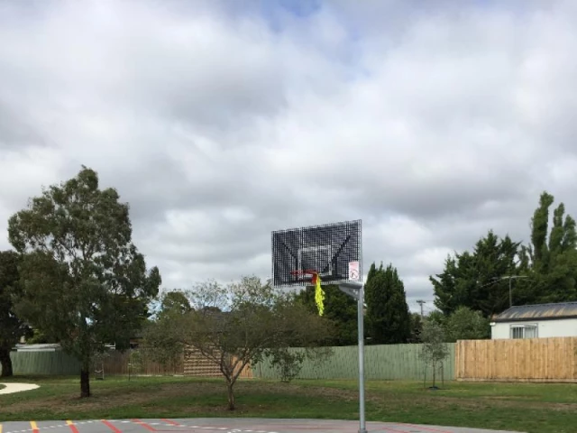 Profile of the basketball court Frank Gibson Reserve, Laverton, Australia