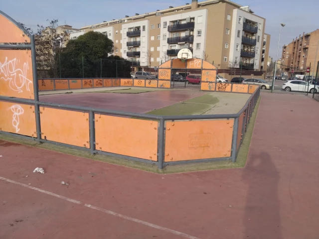 Profile of the basketball court Cancha Camino Caritat, Tudela, Spain