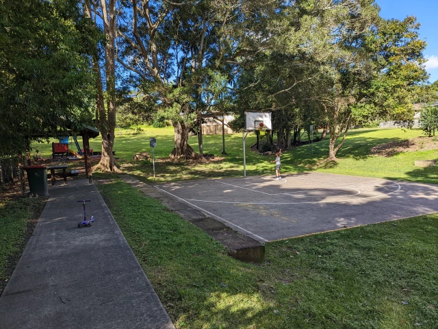 Profile of the basketball court Mccarthy Drive Park, Woombye, Australia