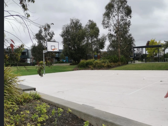 Profile of the basketball court Saratoga Main Park, Point Cook, Australia