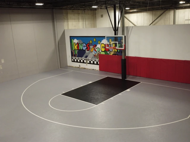 Profile of the basketball court Kings Court Oakville, Oakville, Canada