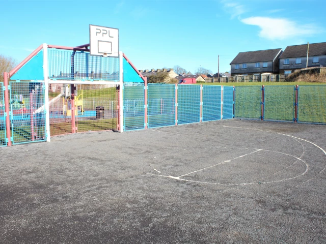 Profile of the basketball court Clough Head, Nelson, United Kingdom