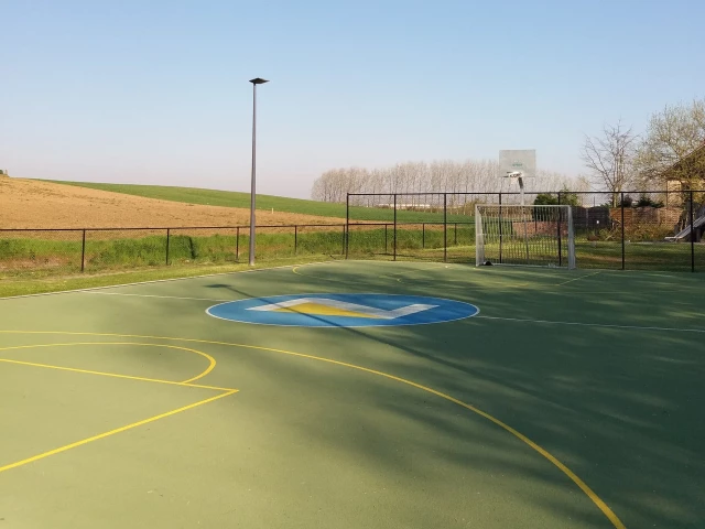 Profile of the basketball court Buurtsportterrein Kersenberg, Zaventem, Belgium