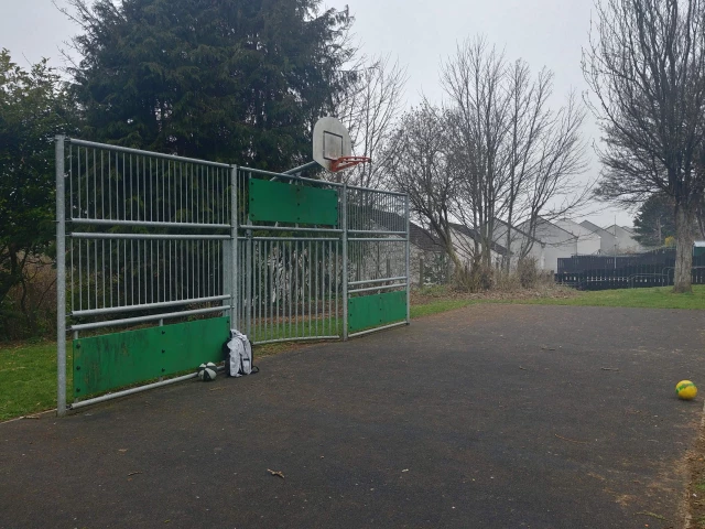 Profile of the basketball court Esslemont Park, Ellon, United Kingdom