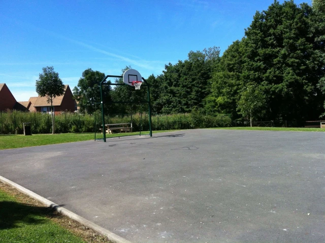 Profile of the basketball court Chemin Hamon, Touques, France