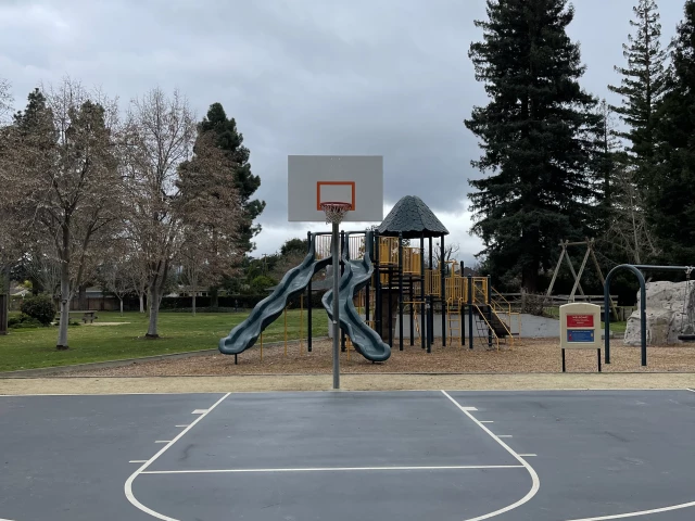 Profile of the basketball court Juana Briones Park, Palo Alto, CA, United States