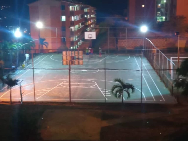 Profile of the basketball court Terrazas de la Guadalupe, Barcelona, Venezuela
