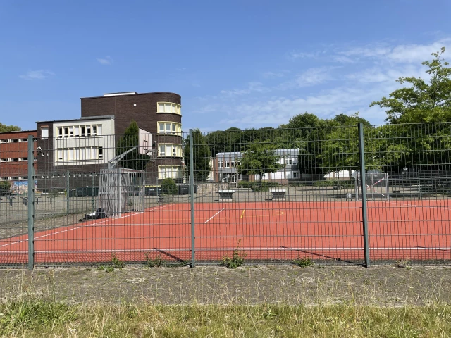Profile of the basketball court Comenius Gymnasium, Datteln, Germany