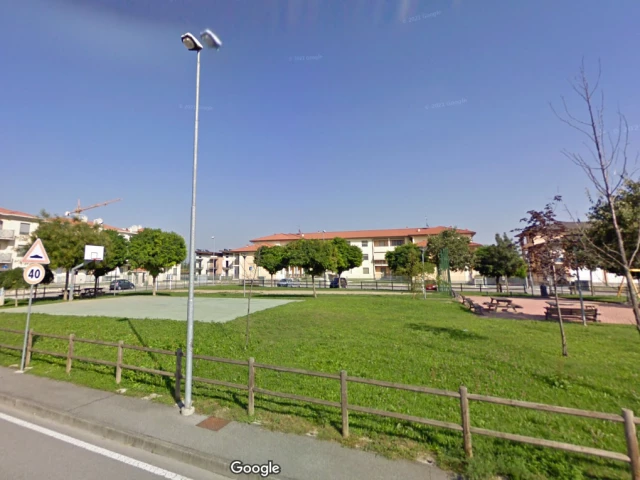 Profile of the basketball court Via dei Caniana, Cologno Al Serio, Italy
