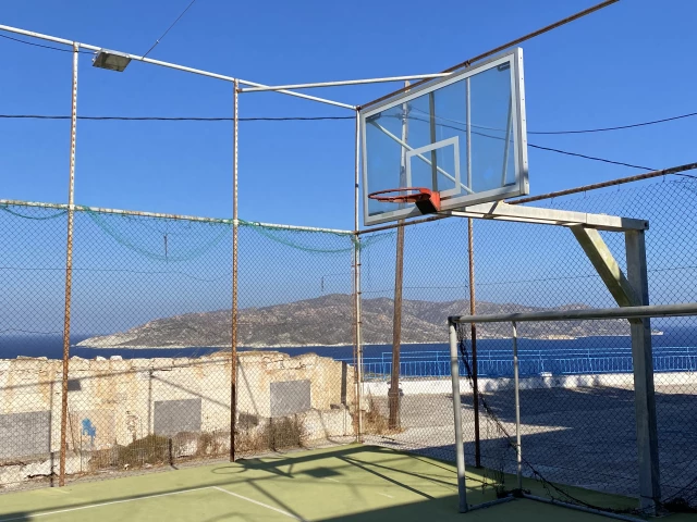 Profile of the basketball court School court, Kimolos, Greece