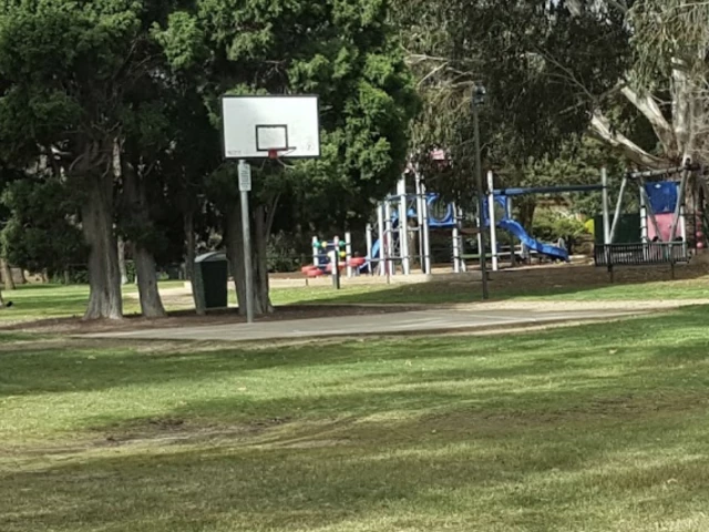 Profile of the basketball court Gordon Street Hoop, Deepdene, Australia