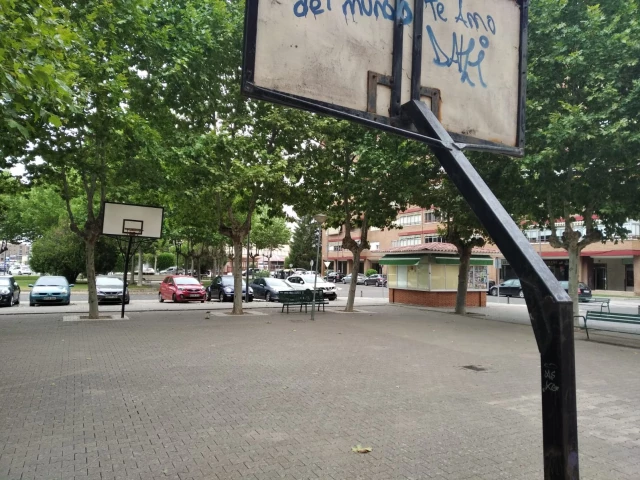 Profile of the basketball court Cancha Baloncesto Mediterráneo, Aranda de Duero, Spain