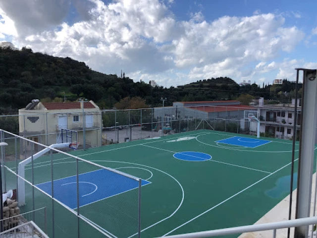 Profile of the basketball court Kato Sychaina Basketball court, Patra, Greece