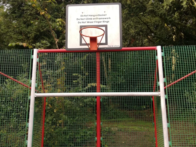 Profile of the basketball court Holden Park MUGA, Keighley, United Kingdom