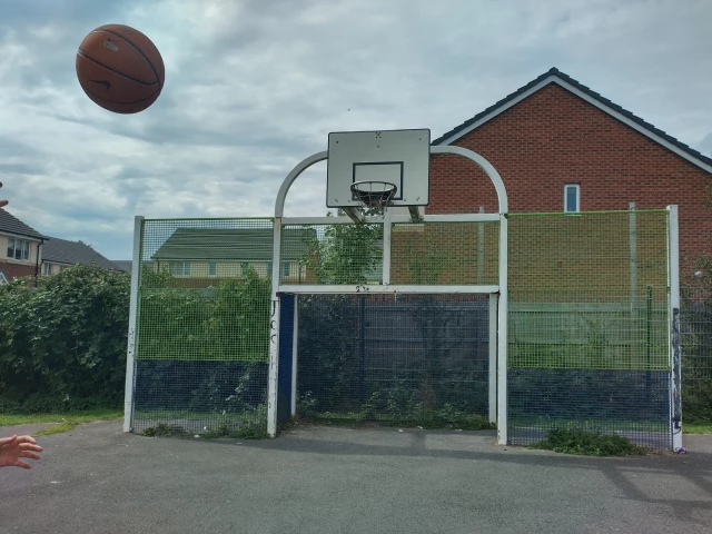 Profile of the basketball court Keddington Park, Louth, United Kingdom