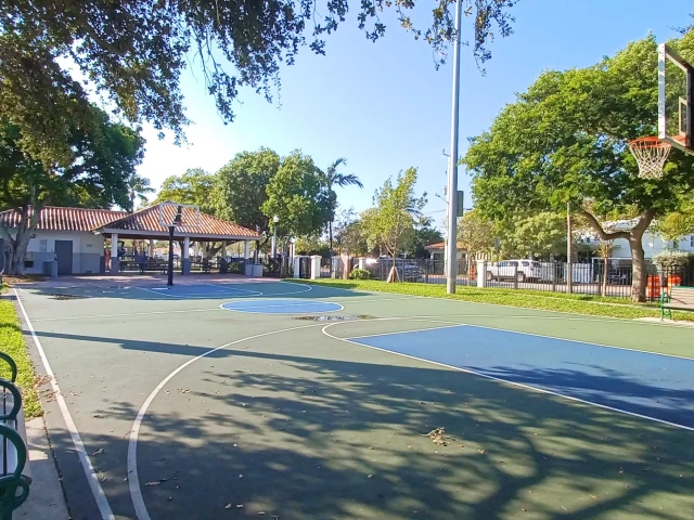 Profile of the basketball court Crespi Park, Miami Beach, FL, United States